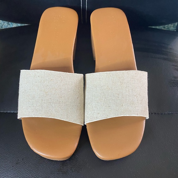 Primark Block Heel Slide On Sandals Cream Size 10 - Picture 3 of 13